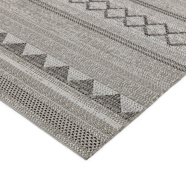 Varanda Diamond Stripe Geometric Indoor Outdoor Rug in Natural