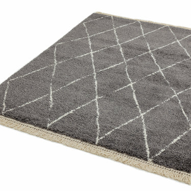 Rocco Diamond Moroccan Tribal Berber Fringed Shaggy Rug in Grey Cream Pink