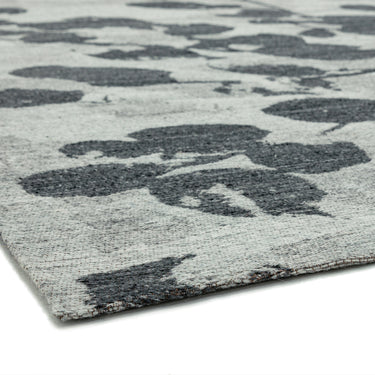 Shade Leaf Floral Wool Flatweave Rug in Grey Large 200x290 cm